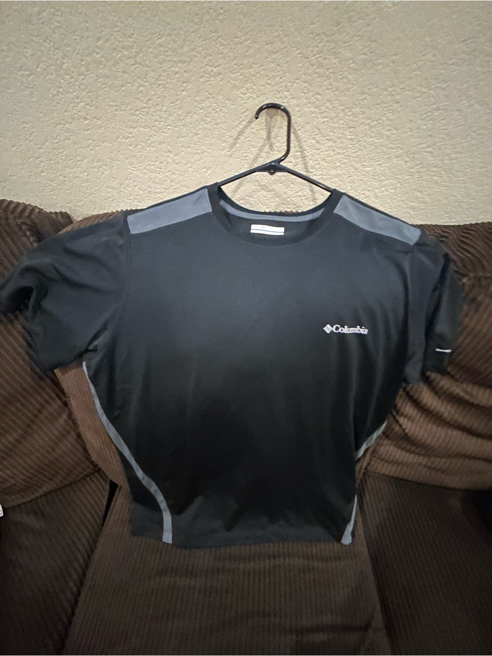 Columbia Black Short Sleeve Performance Tee with Gray Trim